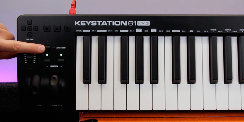 M-Audio Keystation 61 MK3 MIDI-клавиатура в использовании