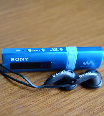 Обзор Sony NWZ-B183F