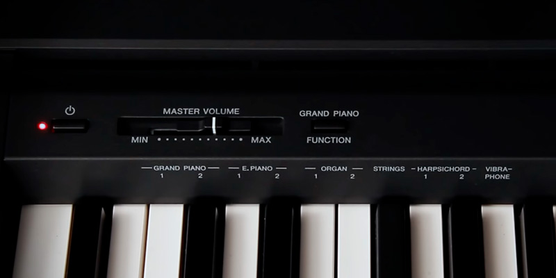 Yamaha P-45B Цифровое пианино в использовании
